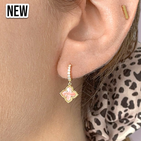 New Adornia Floral Dangle Mother of Pearl Clover Hoop Earrings Gold/Pink - Picture 2 of 4